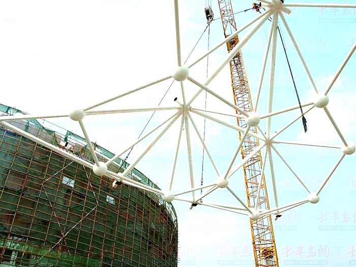 广州体育馆网架安装