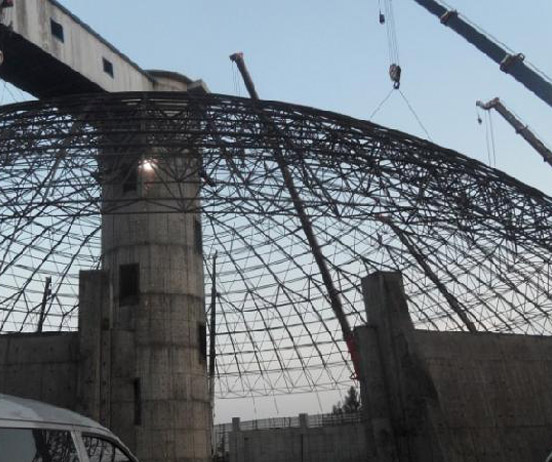 广州网架分条或分块安装法